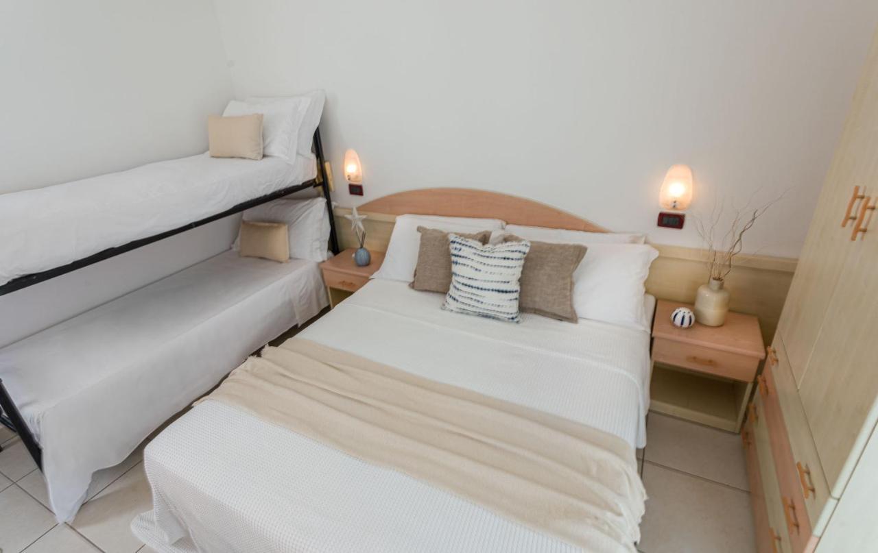 Hotel Teti بيلاريا-إيجيا مارينا المظهر الخارجي الصورة